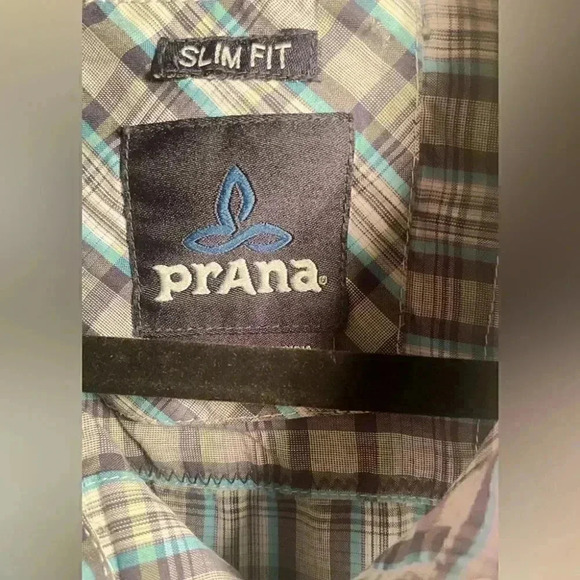 Prana slim fit western style button down snap button long sleeve shirt L - Picture 3 of 3